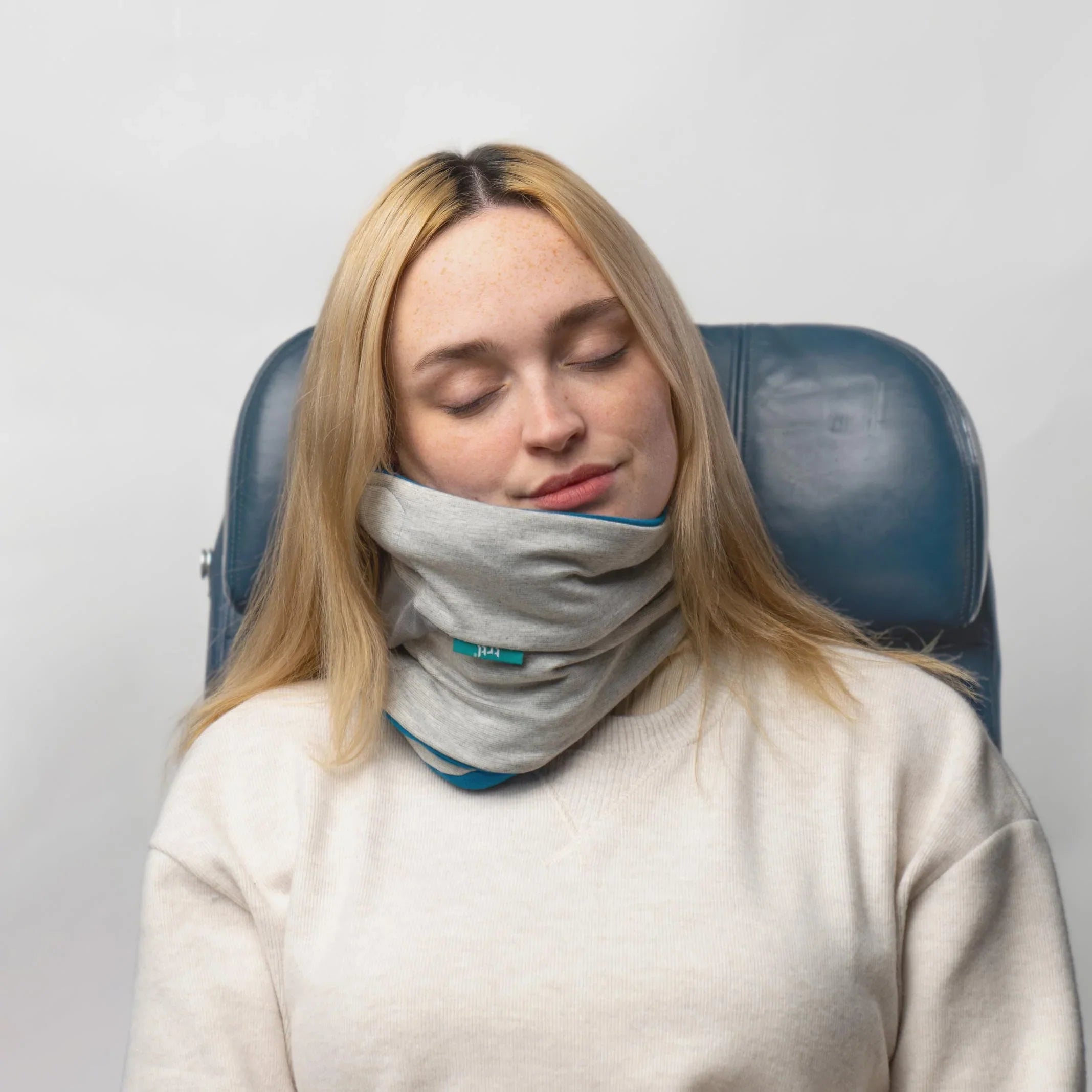 Trtl Travel Neck Pillow Plus Travel Neck Pillow Airplane Pillow trtl-travel-neck-pillow-plus-travel-neck-pillow-airplane-pillow